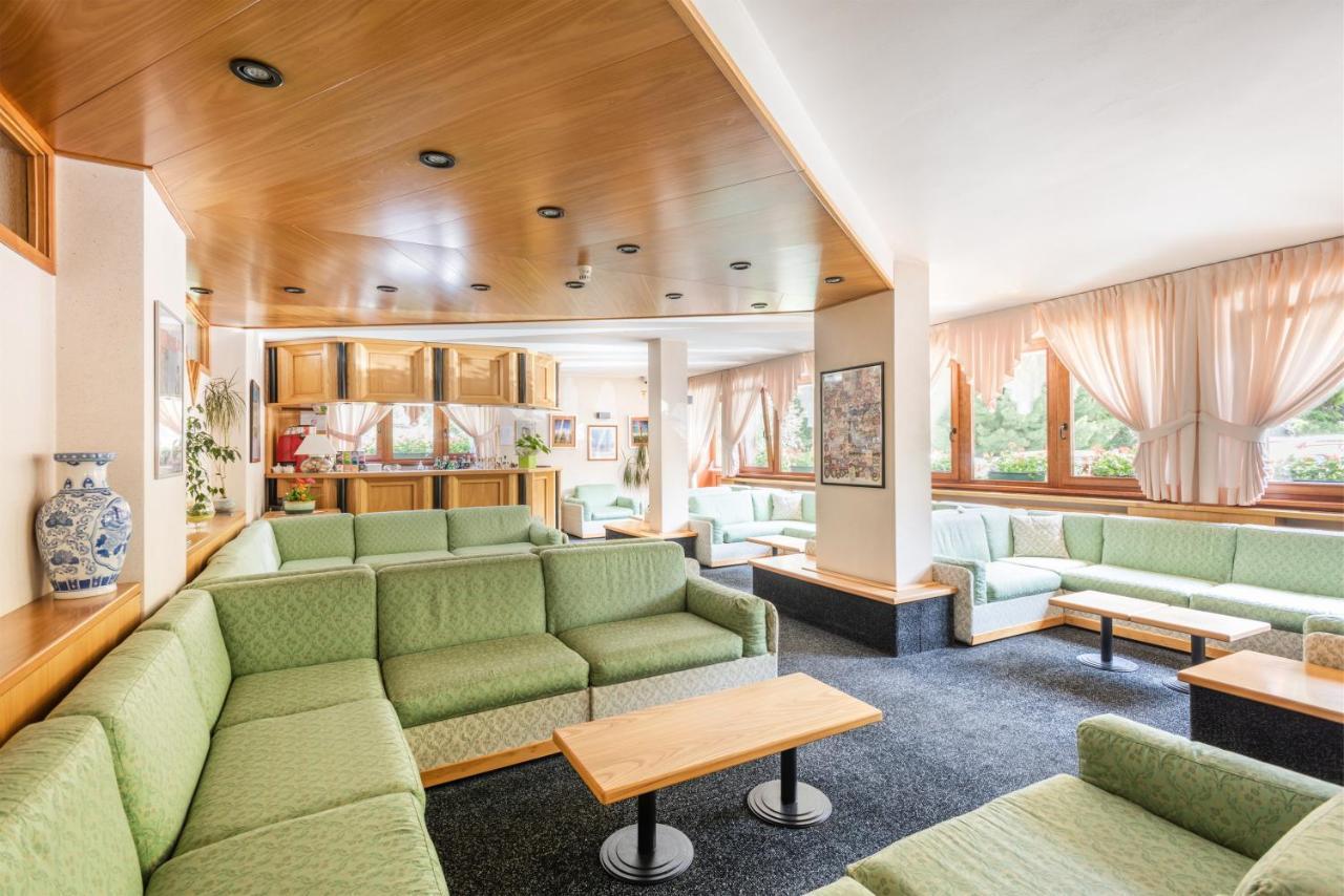 Alpina Hotel 3*