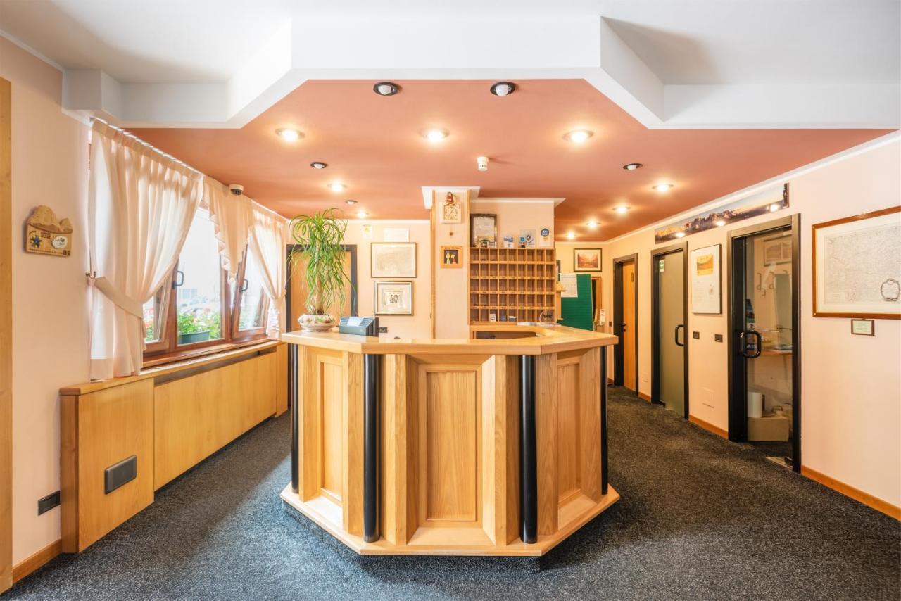 Hotel Alpina 3*
